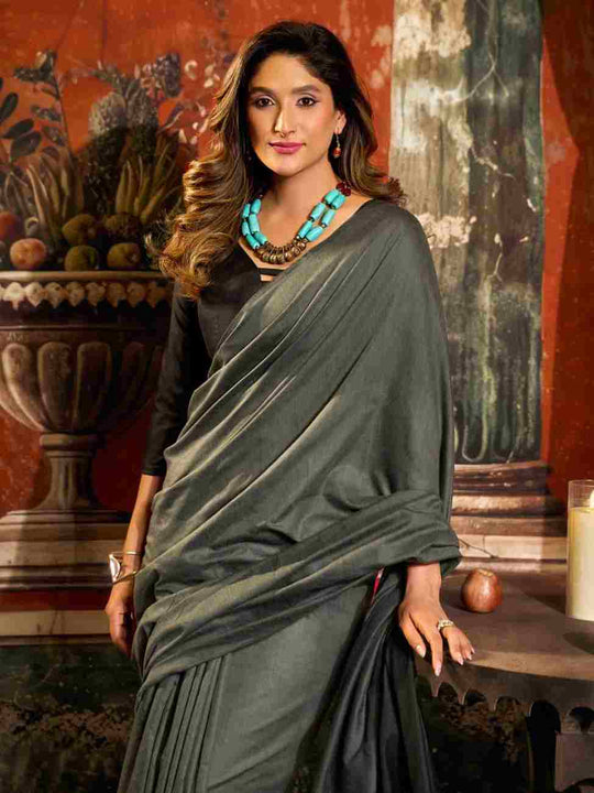 Gray Cotton Saree With Blouse Piece