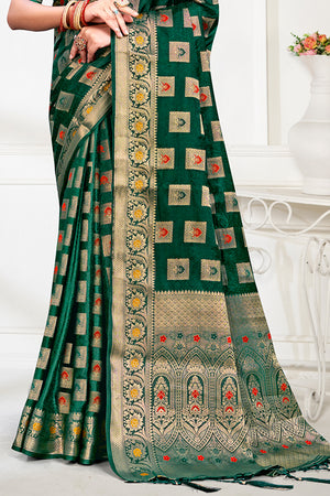 Green Silk Saree With Blouse Piece