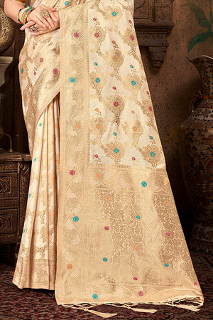 Cream Silk Saree With Blouse Piece
