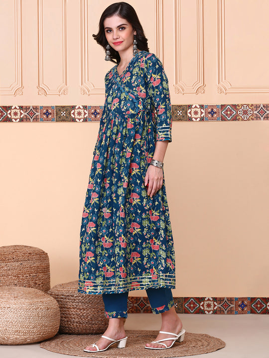 Floral Printed V-Neck Three-Quarter Sleeves Pure Cotton Kurta Set