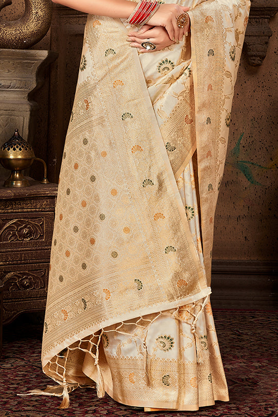 Cream Silk Saree With Blouse Piece