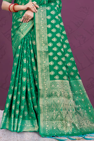 Green Silk Saree With Blouse Piece