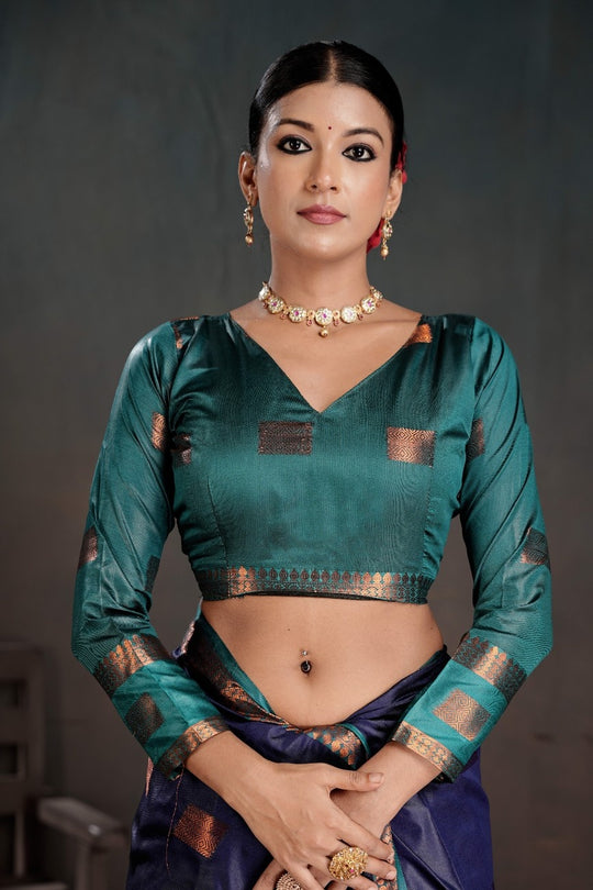 Soft Silk Chitt Palu With Contrast Blouse Weaving Saree