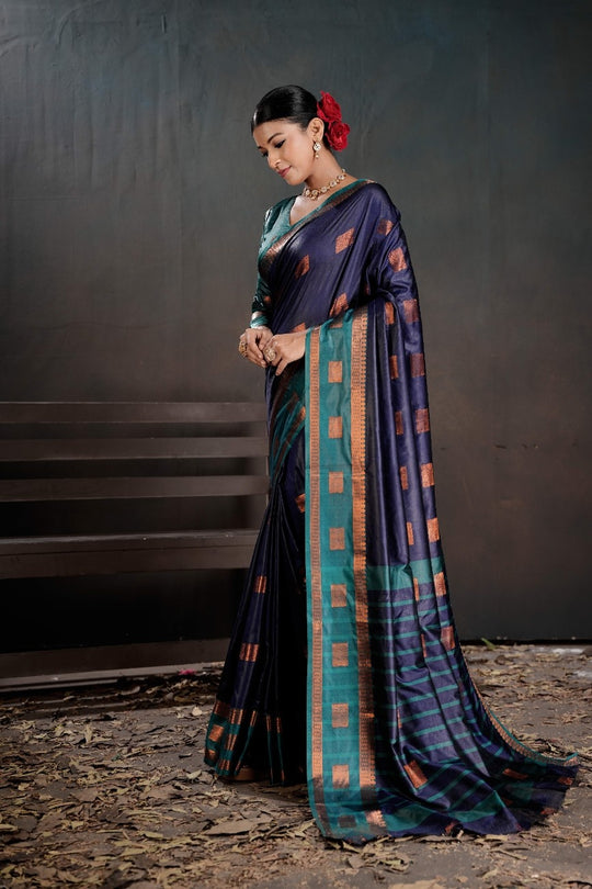Soft Silk Chitt Palu With Contrast Blouse Weaving Saree