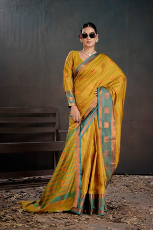 Soft Silk Chitt Palu With Contrast Blouse Weaving Saree