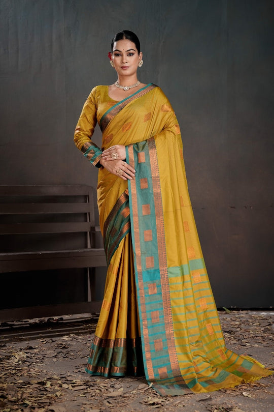 Soft Silk Chitt Palu With Contrast Blouse Weaving Saree