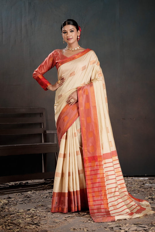 Soft Silk Chitt Palu With Contrast Blouse Weaving Saree