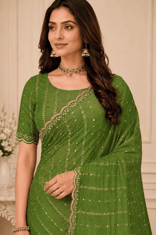 Green Embroidered Saree With Blouse Piece