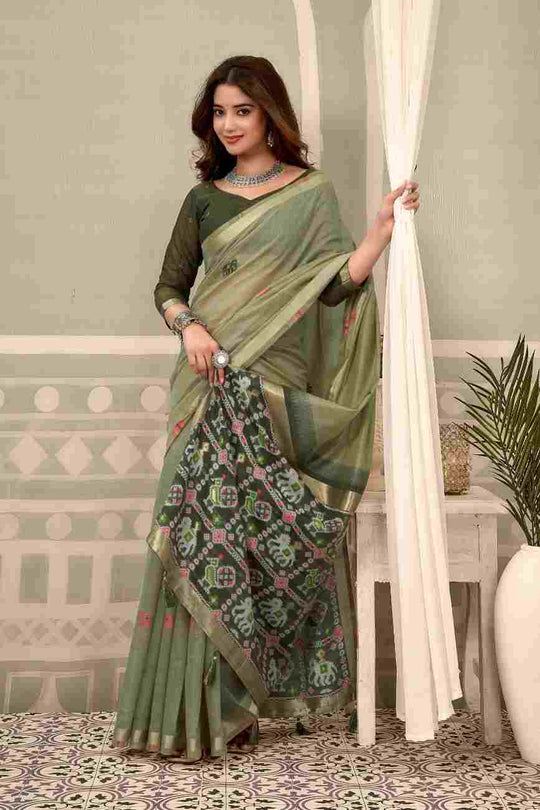 Light Green Banarasi Saree With Blouse Piece