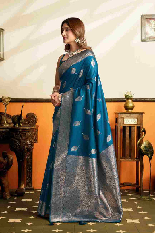 Blue Banarasi Saree With Blouse Piece