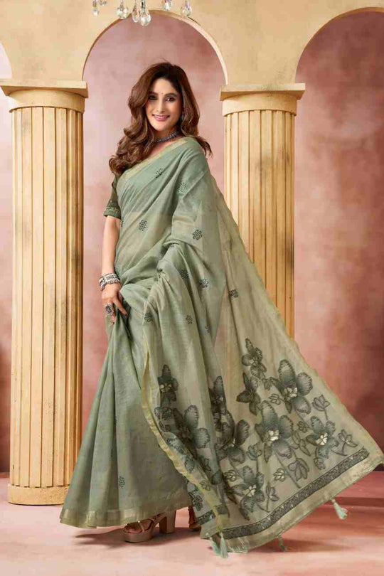 Green Banarasi Saree With Blouse Piece