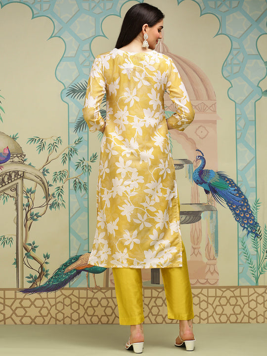 Women Floral Printed Regular Sequinned Kurta with Trousers