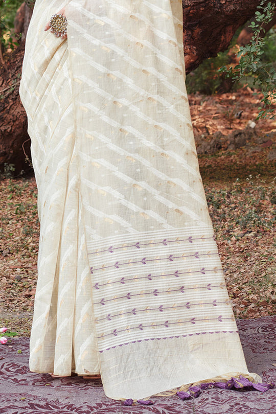 White Cotton Saree With Blouse Piece