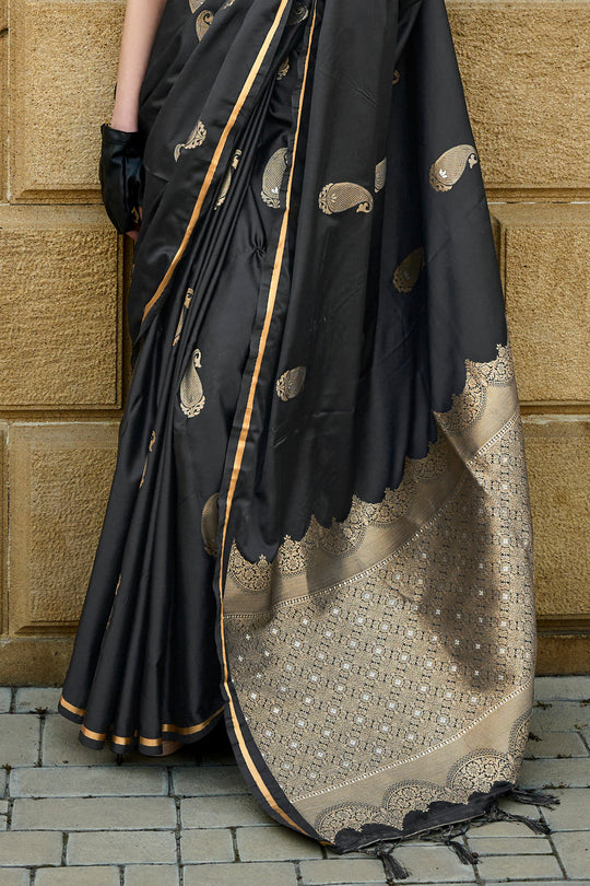 Black Banarasi Silk Saree With Blouse Piece