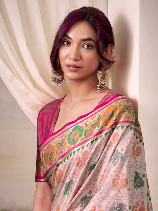 Light Pink Banarasi Patola Silk Saree With Blouse Piece