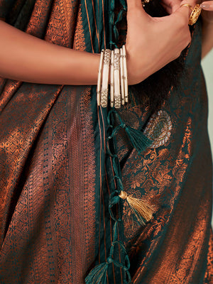 Dark Green Kanjivaram Art Silk Saree With Blouse Piece