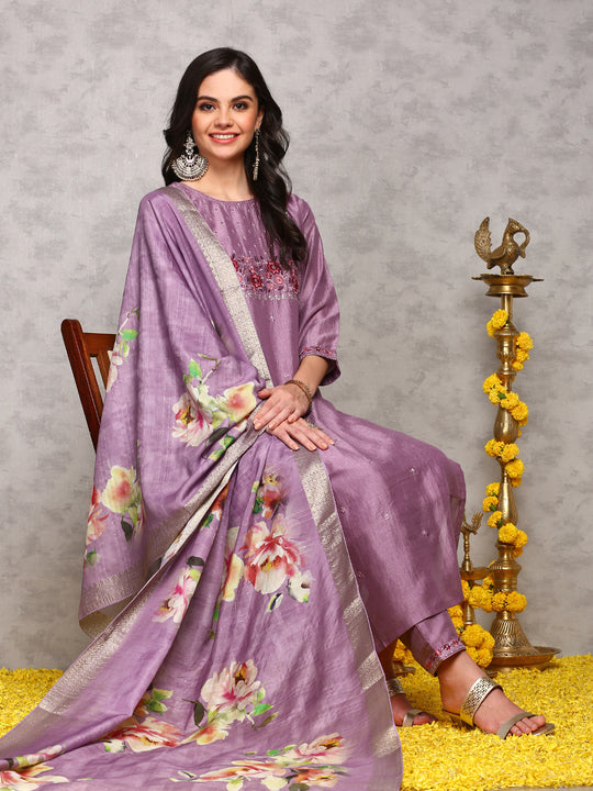 Floral Printed Round Neck Three-Quarter Sleeves Kurta Set