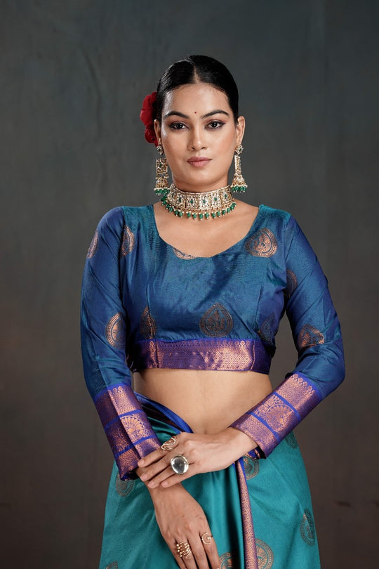 Soft Silk Chitt Palu With Contrast Blouse Weaving Saree