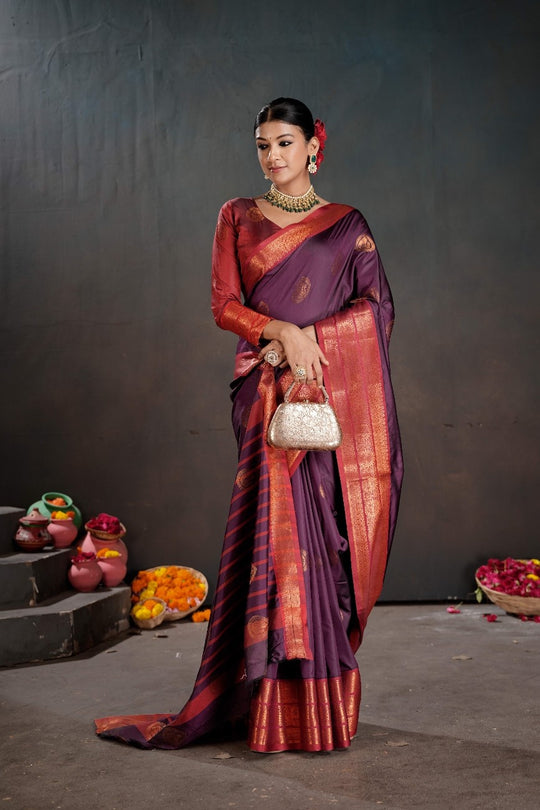 Soft Silk Chitt Palu With Contrast Blouse Weaving Saree