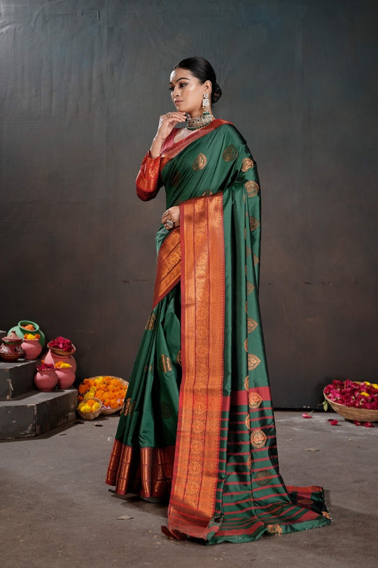 Soft Silk Chitt Palu With Contrast Blouse Weaving Saree