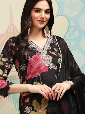 Floral Printed V-Neck Three-Quarter Sleeves Kurta with Trousers & With Dupatta