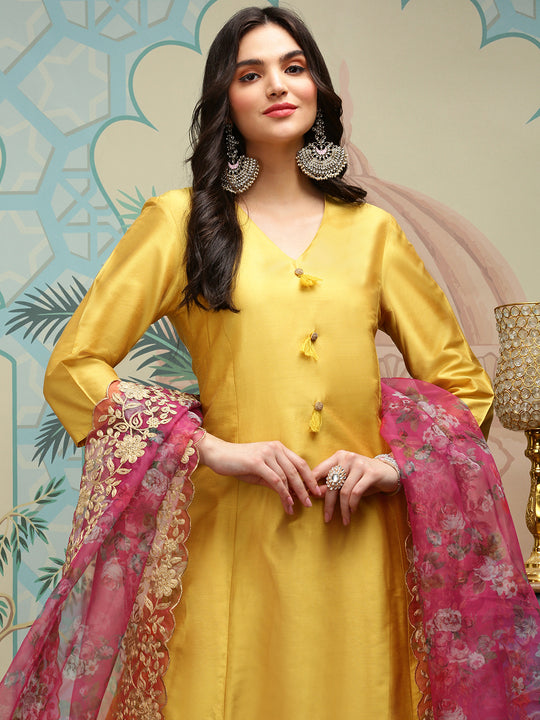 Solid V-Neck Three-Quarter Sleeves Kurta with Trousers & With Dupatta