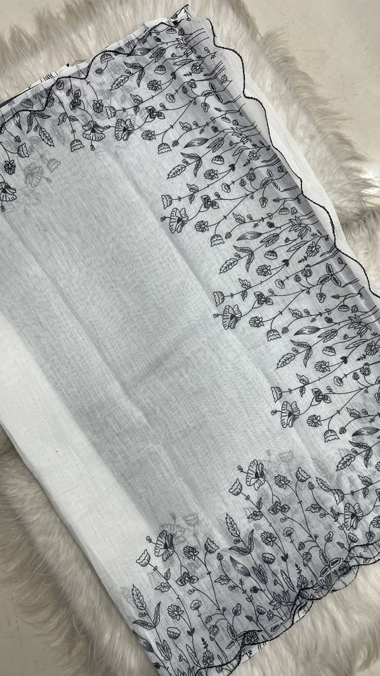 White Printed Saree With Blouse Piece