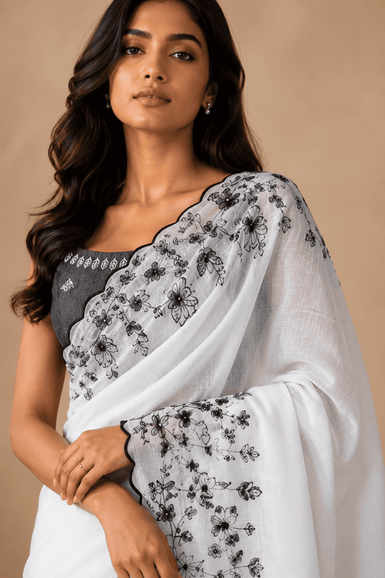 White Printed Saree With Blouse Piece