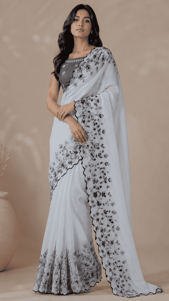 White Printed Saree With Blouse Piece