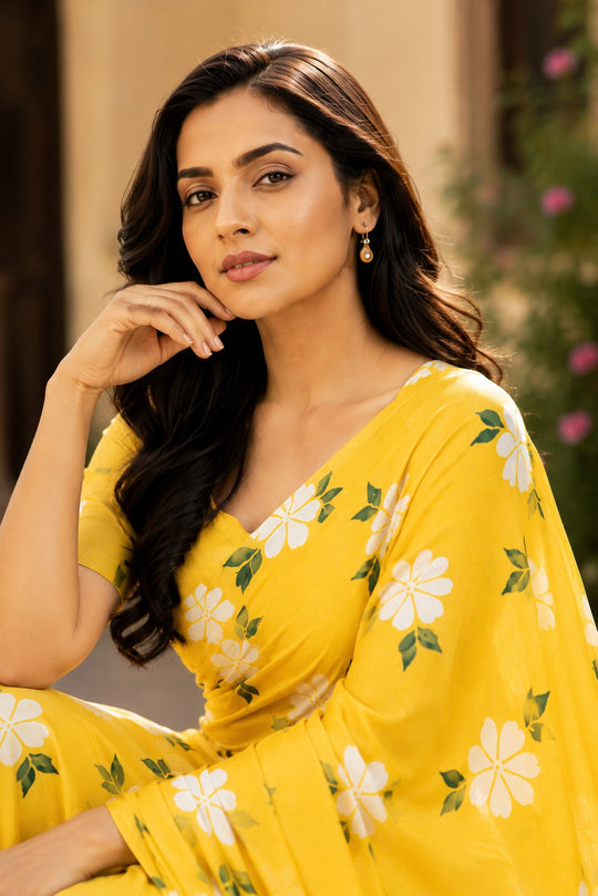 Yellow Printed Saree With Blouse Piece