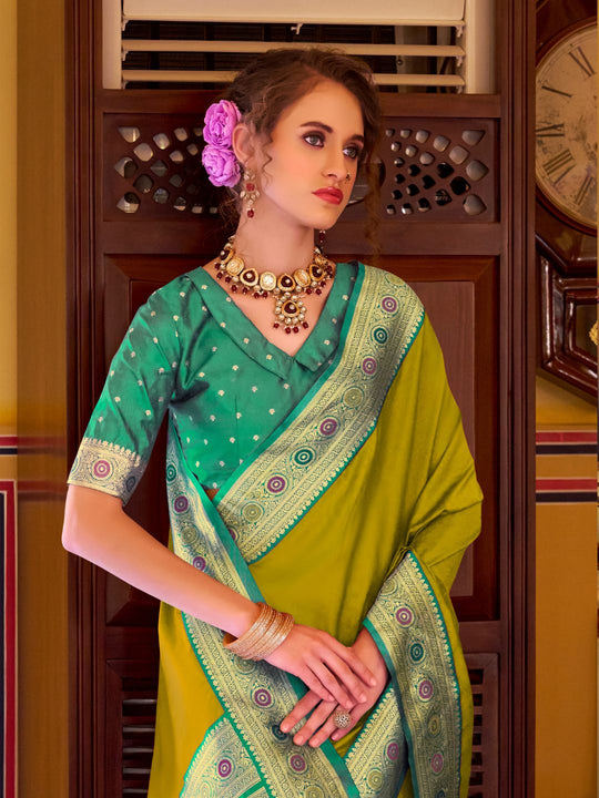 Lime Green Soft Silk Handloom Weaving Saree Border With Gold Zari Silk