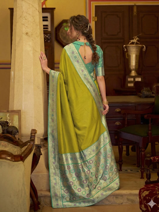 Lime Green Soft Silk Handloom Weaving Saree Border With Gold Zari Silk