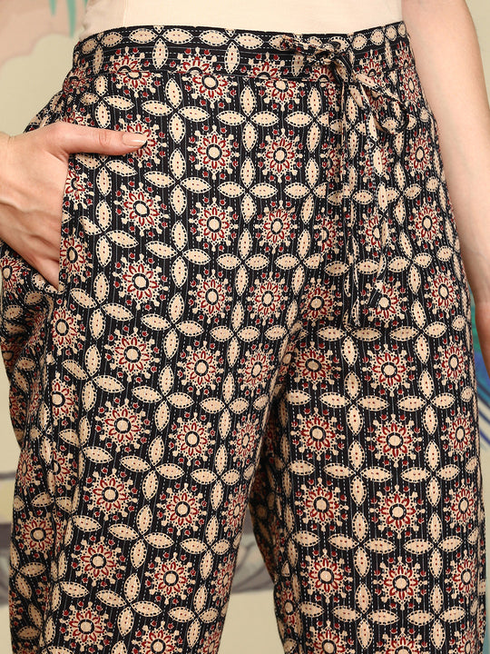 Floral Printed Regular V-Neck Pure Cotton Kurta with Trousers