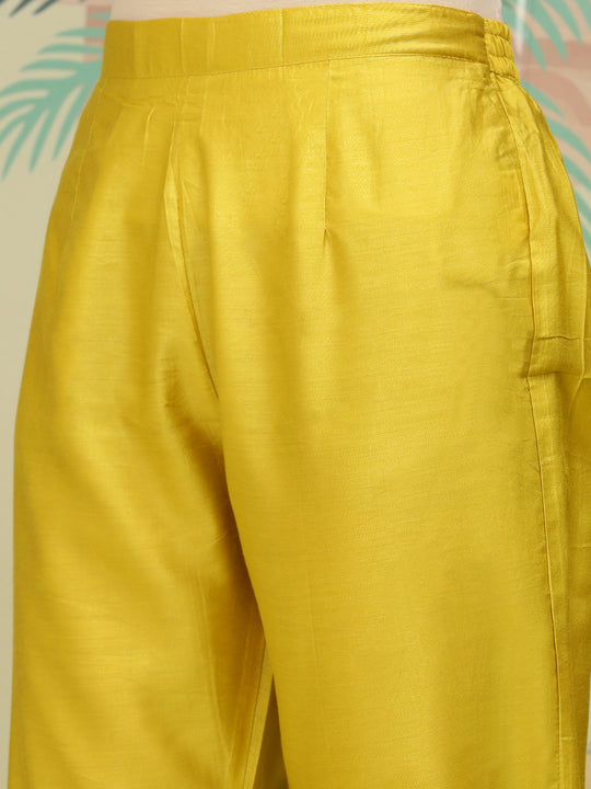 Women Floral Printed Regular Sequinned Kurta with Trousers