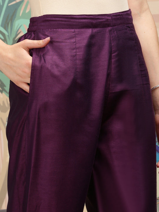 Floral Printed V-Neck Three-Quarter Sleeves Kurta with Trousers & With Dupatta