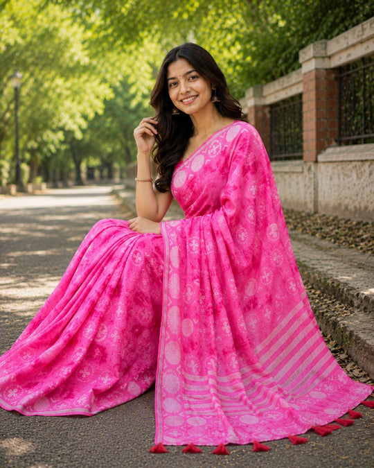 Pink Printed Saree With Blouse Piece