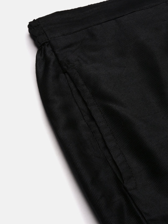 Floral Printed V-Neck Three-Quarter Sleeves Kurta with Trousers & With Dupatta