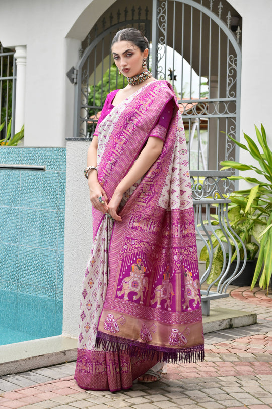 Magenta Banarasi Silk Patola Saree With Blouse Piece