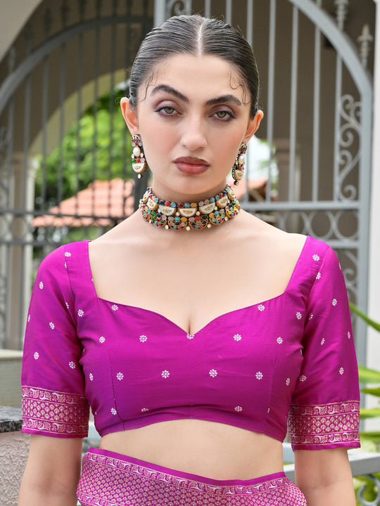 Magenta Banarasi Silk Patola Saree With Blouse Piece