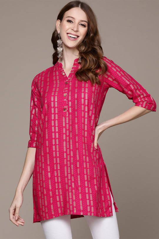 Women's Pink Geometric Printed Kurti