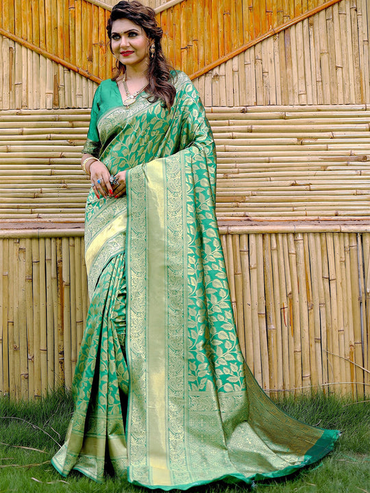 Green Banarasi Silk Saree With Blouse Piece