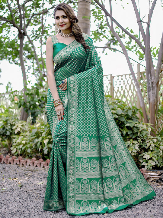 Green Banarasi Silk Saree With Blouse Piece