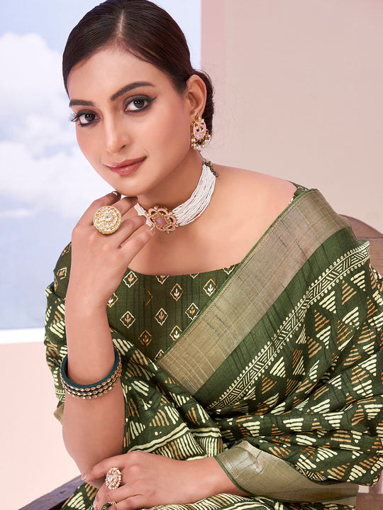 Green Dola Silk Saree With Blouse Piece