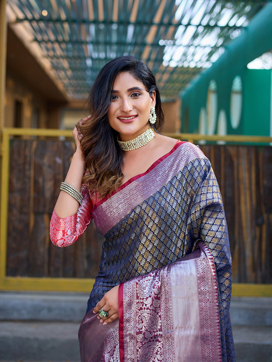 Navy Blue Banarasi Silk Saree With Blouse Piece
