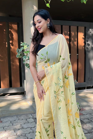 Yellow Georgette Saree with Black Blouse Piece