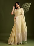 Soft Silk Saree Featuring Beautiful Checks Zari Weaving