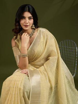 Soft Silk Saree Featuring Beautiful Checks Zari Weaving