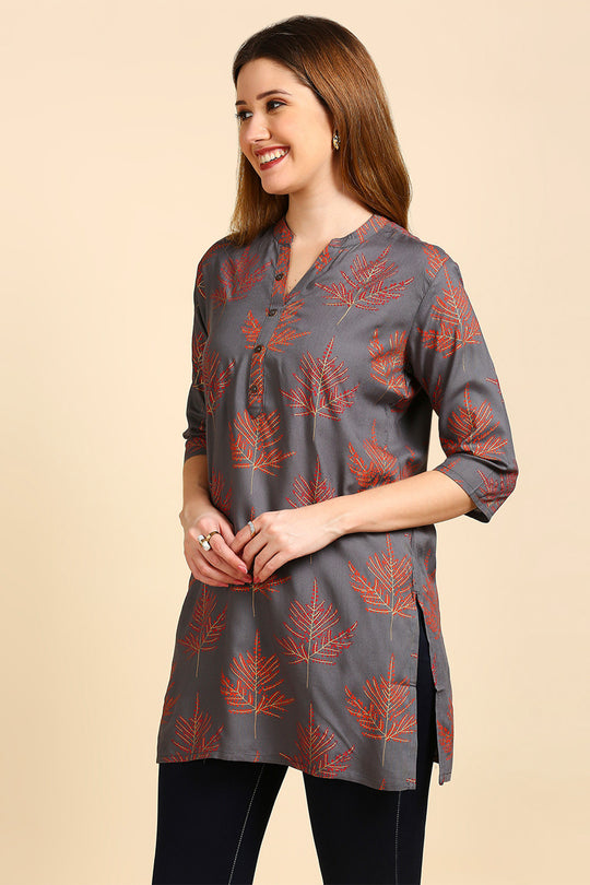 Women Charcoal Grey Red Printed Straight Kurti