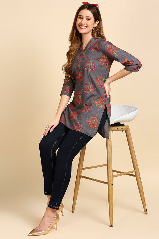 Women Charcoal Grey Red Printed Straight Kurti
