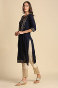 Women Navy Blue Yoke Design Straight Kurta